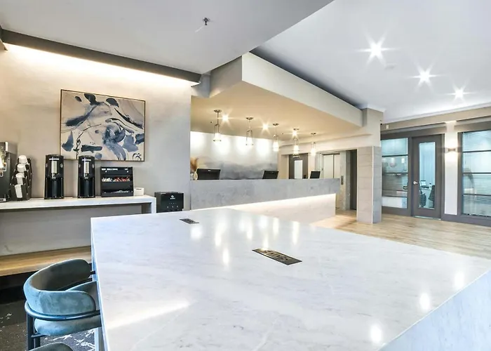Sandman Hotel&Suites Kelowna